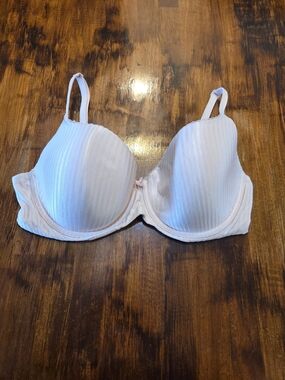 Body by Victoria's Secret Blush Pink Monochromatic Striped Push Up Bra Sz 38DD